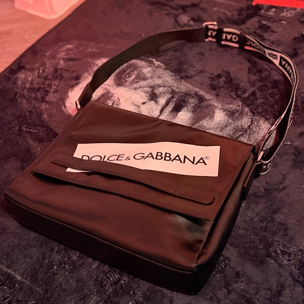 Dolce & Gabbana Black Messenger Bag